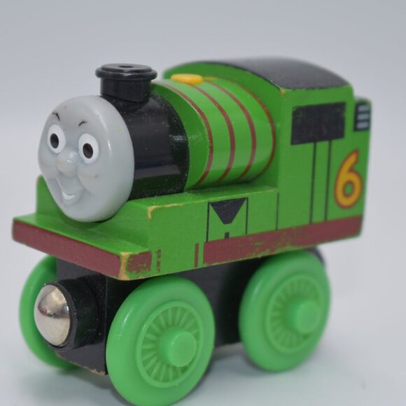 PERCY Early Engineer Thomas & Friends Wooden Railway Train Tank Engine 2009 - Picture 3 of 9